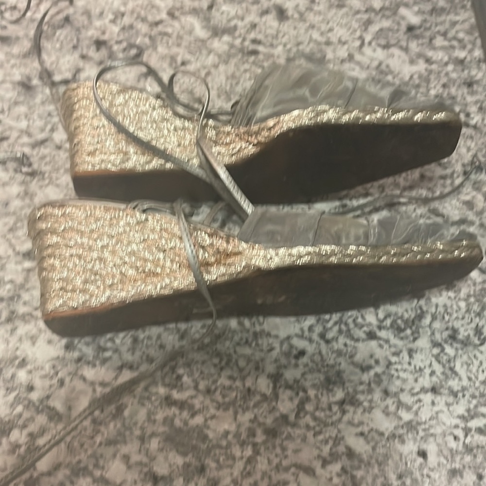 Stuart Weizmann pearl sheer wrap around ankle sandals Size 7half - Picture 9 of 9